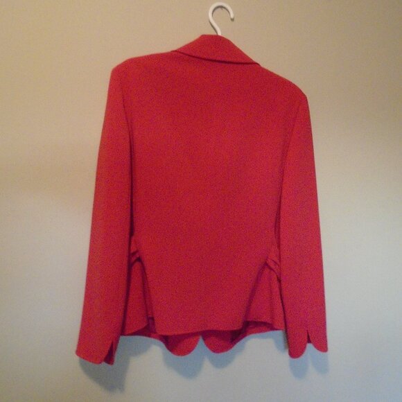 JONES NEW YORK WOMANS RED BLAZER SIZE 8 - Picture 2 of 3
